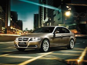 BMW 320i Sedan Excellence Edition '2010